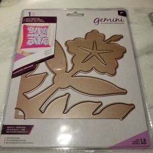 Crafter's Companion Gemini Multi Media‎ Hawaiian Dies Hibiscus